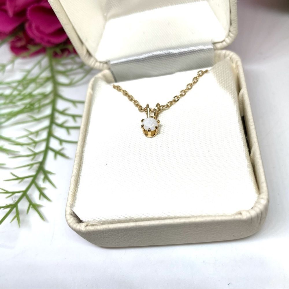 NEW⚜️Opal Dainty Golden Chain Necklace - Picture 3 of 7
